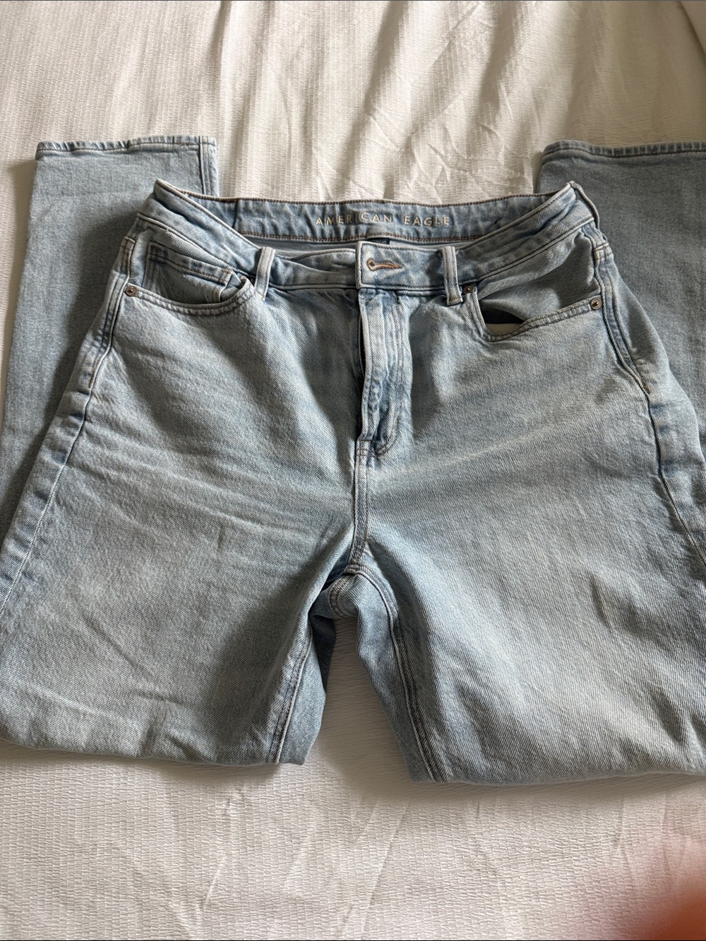 America Eagle jeans
